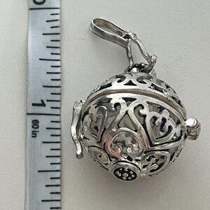 Vintage 925 Sterling Silver Locket